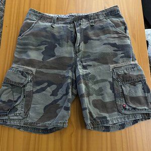 QUICKSILVER CAMO CARGO SHORTS
